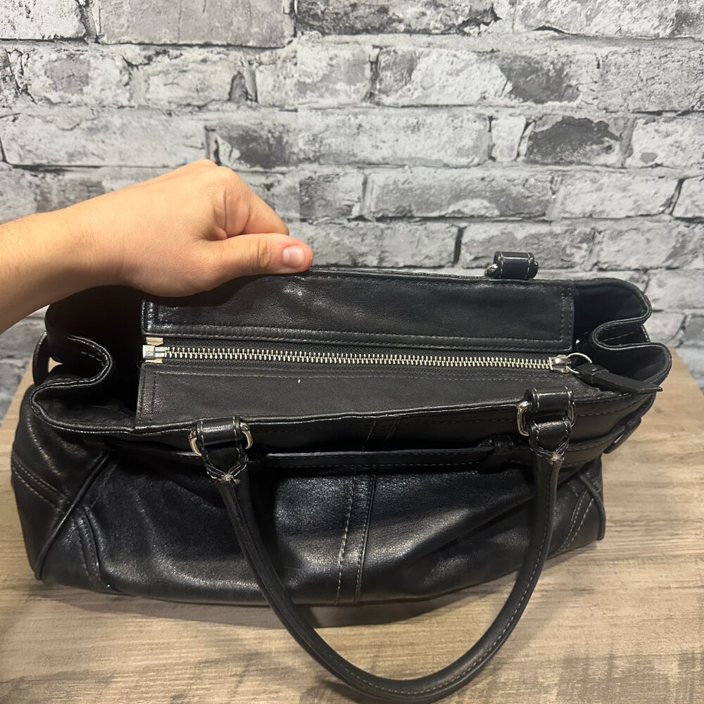 EUC Vintage Leather Coach Shoulder Bag Black - Picture 9 of 16
